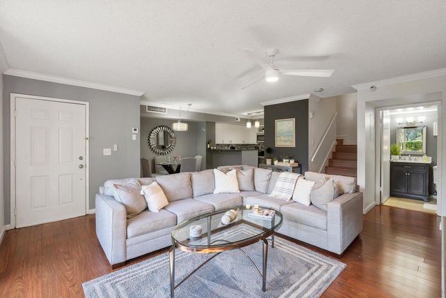 103 Yacht Club Way 104, Hypoluxo, FL 33462