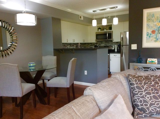 103 Yacht Club Way 104, Hypoluxo, FL 33462