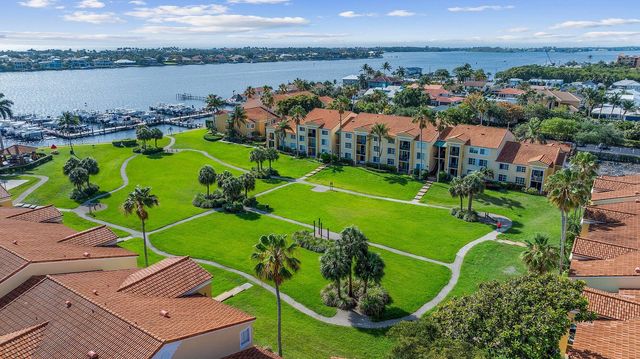 103 Yacht Club Way 104, Hypoluxo, FL 33462