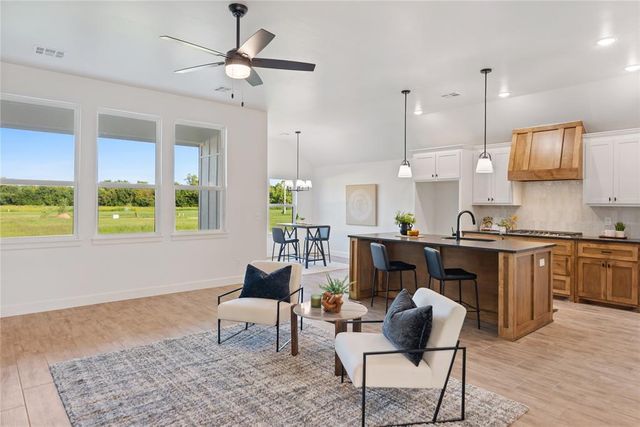 5008 Misty Wood Lane, Mustang, OK 73064