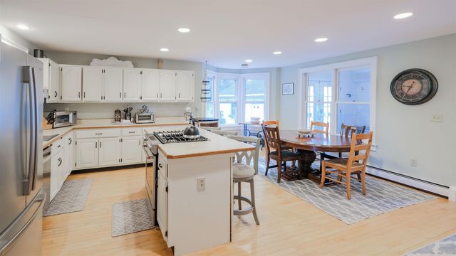 12 Plumley Avenue, Ludlow, VT 05149