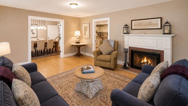 12 Plumley Avenue, Ludlow, VT 05149