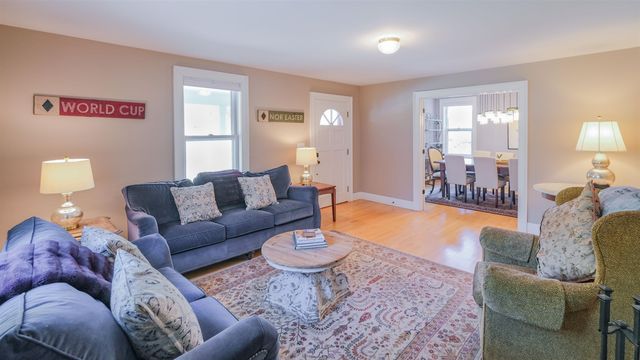 12 Plumley Avenue, Ludlow, VT 05149