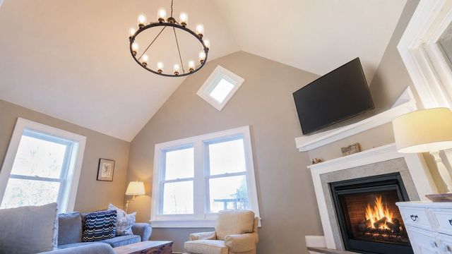 12 Plumley Avenue, Ludlow, VT 05149