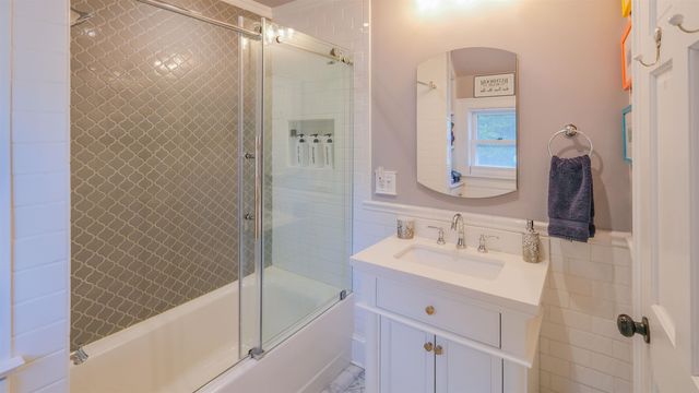12 Plumley Avenue, Ludlow, VT 05149