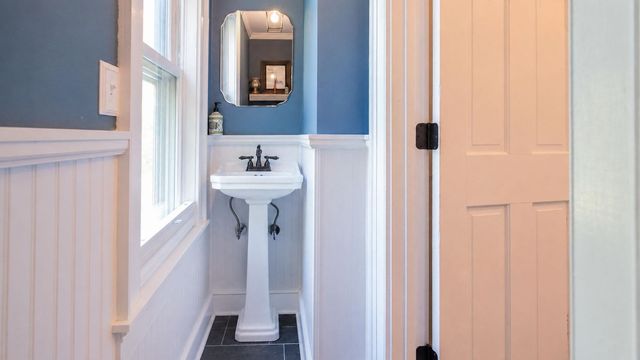 12 Plumley Avenue, Ludlow, VT 05149