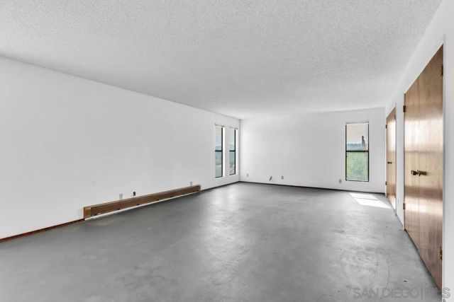 30311 Circle R Lane, Valley Center, CA 92082