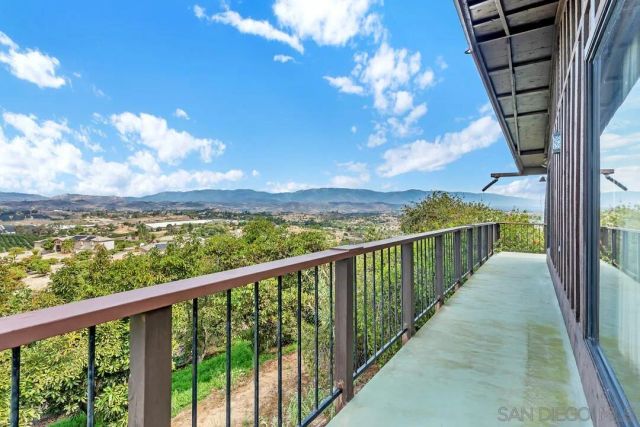 30311 Circle R Lane, Valley Center, CA 92082