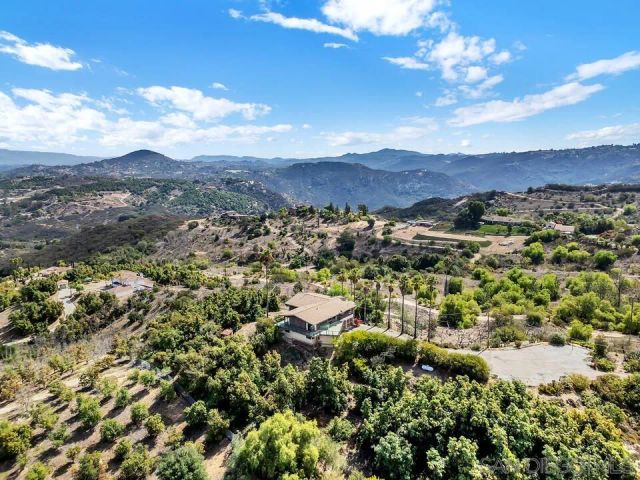 30311 Circle R Lane, Valley Center, CA 92082
