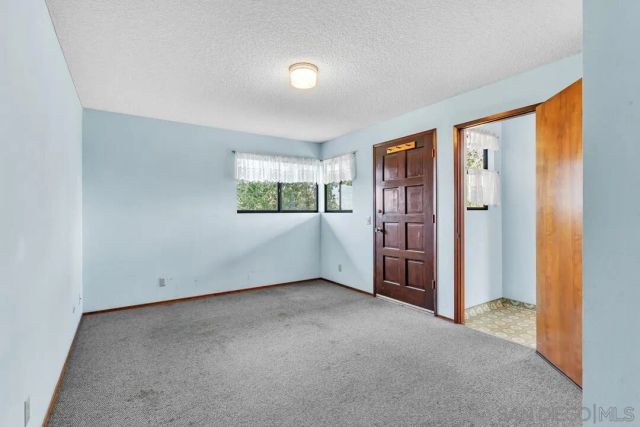 30311 Circle R Lane, Valley Center, CA 92082