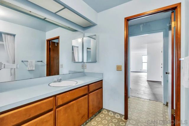 30311 Circle R Lane, Valley Center, CA 92082