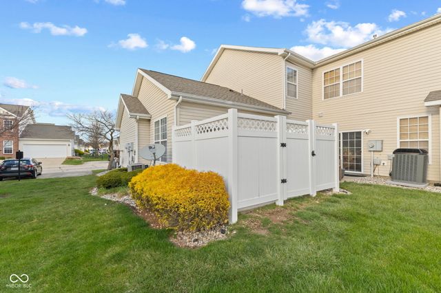 9731 Green Knoll Drive, Noblesville, IN 46060