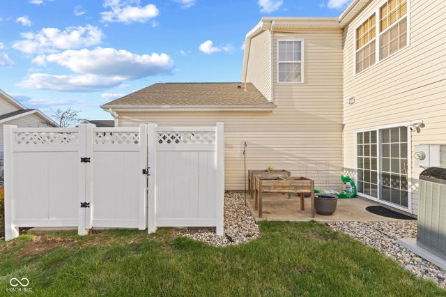 9731 Green Knoll Drive, Noblesville, IN 46060