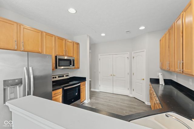 9731 Green Knoll Drive, Noblesville, IN 46060