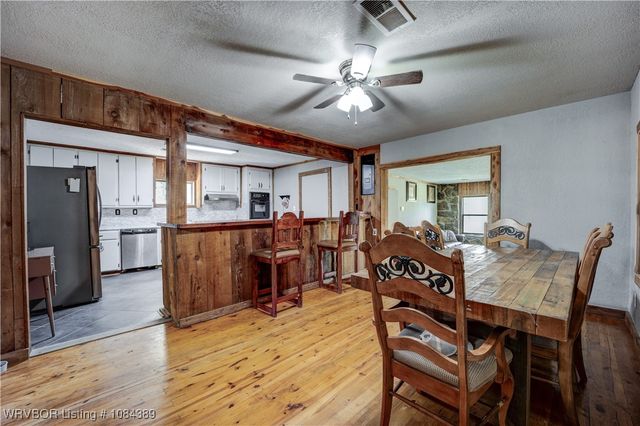 11117 N Highway 59, Cedarville, AR 72932