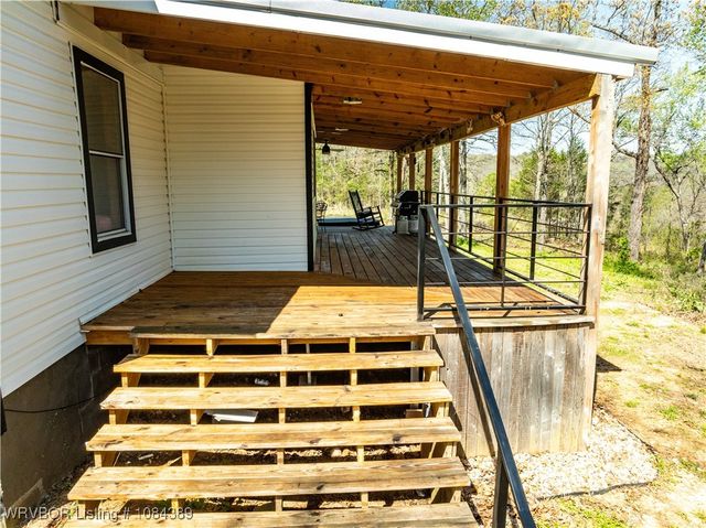 11117 N Highway 59, Cedarville, AR 72932