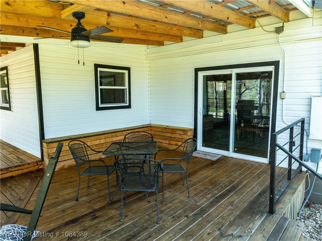 11117 N Highway 59, Cedarville, AR 72932