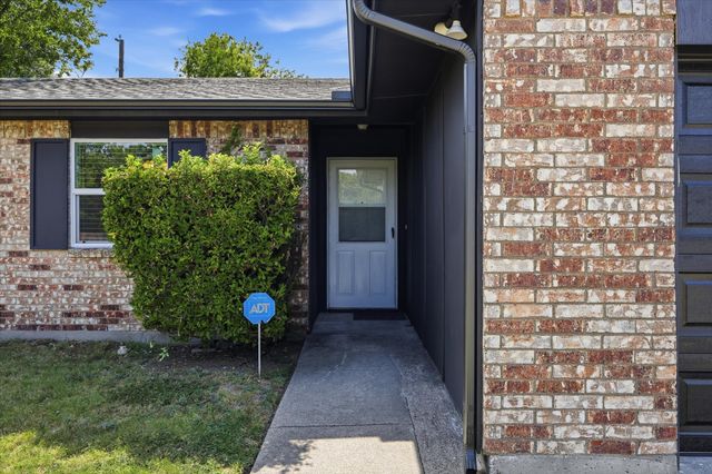 1211 Aspen Drive, Duncanville, TX 75116