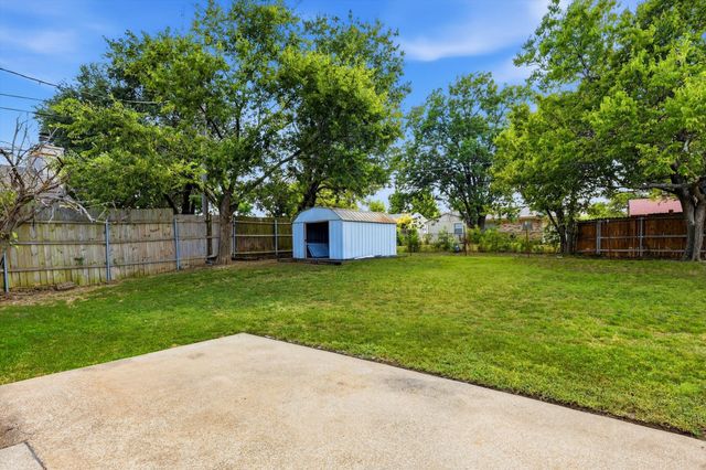 1211 Aspen Drive, Duncanville, TX 75116