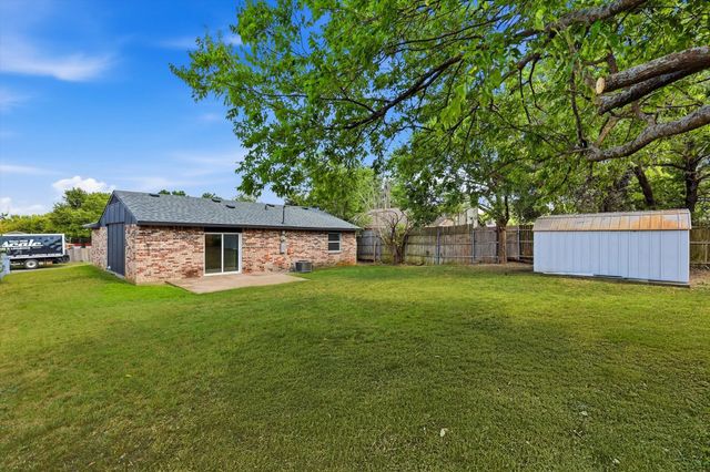 1211 Aspen Drive, Duncanville, TX 75116