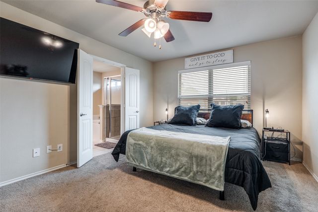 1924 Parkside Mews, Lancaster, TX 75146