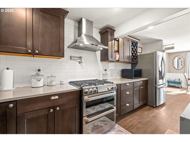 1030 WILLAMINA Ave, Forest Grove, OR 97116