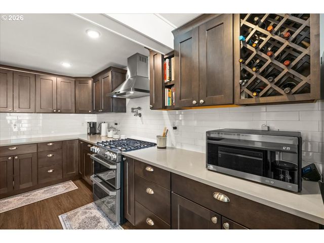 1030 WILLAMINA Ave, Forest Grove, OR 97116