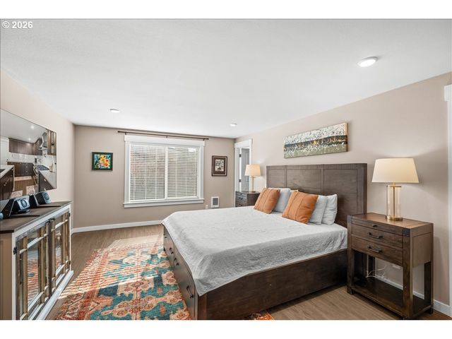 1030 WILLAMINA Ave, Forest Grove, OR 97116