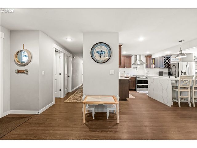 1030 WILLAMINA Ave, Forest Grove, OR 97116