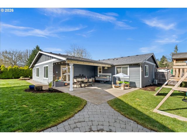 1030 WILLAMINA Ave, Forest Grove, OR 97116