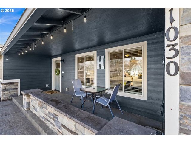 1030 WILLAMINA Ave, Forest Grove, OR 97116
