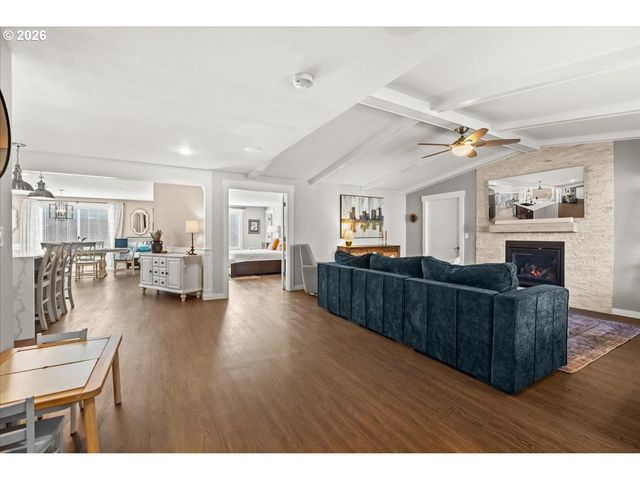 1030 WILLAMINA Ave, Forest Grove, OR 97116