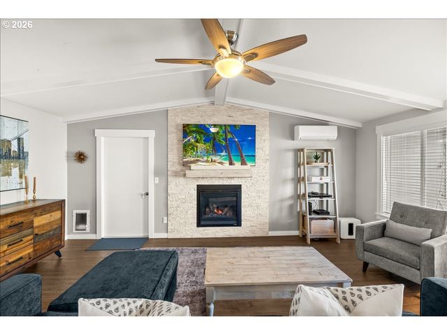 1030 WILLAMINA Ave, Forest Grove, OR 97116