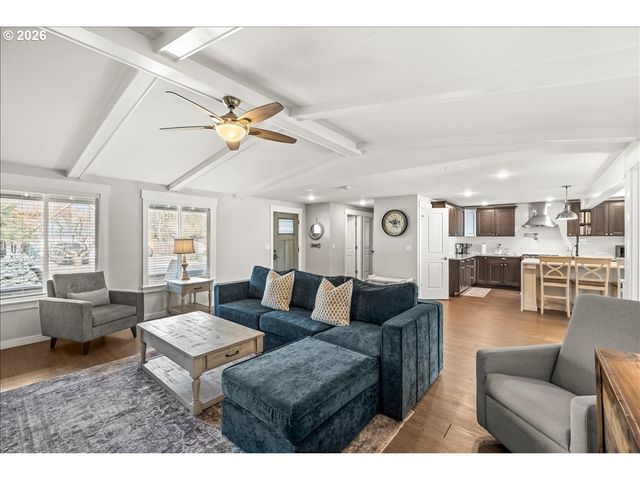 1030 WILLAMINA Ave, Forest Grove, OR 97116