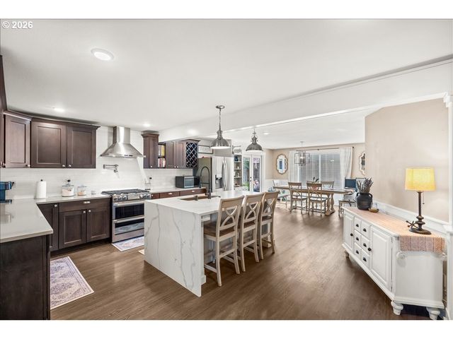 1030 WILLAMINA Ave, Forest Grove, OR 97116