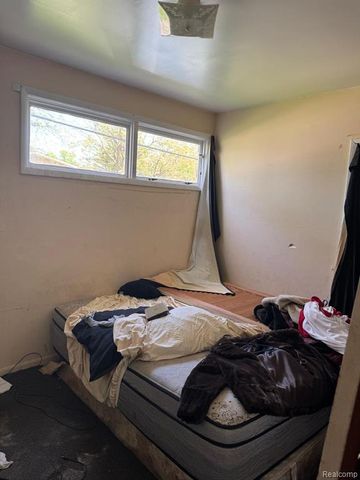 1610 Kent Street, Flint, MI 48503