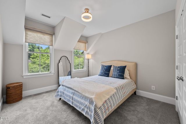 504 Rockgarden Road, Chapel Hill, NC 27516