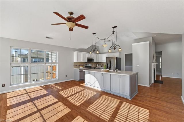 1240 Birch Hill Drive, Kernersville, NC 27284