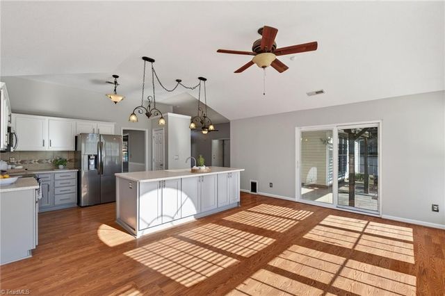 1240 Birch Hill Drive, Kernersville, NC 27284