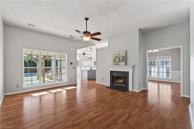 1240 Birch Hill Drive, Kernersville, NC 27284