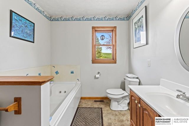 18746 p4 County Road, Herman, NE 68029