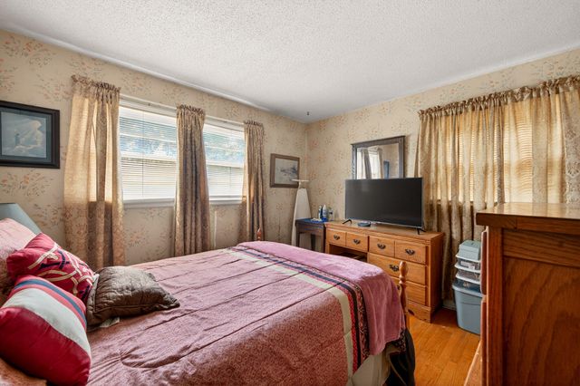 3326 Glenhaven Shores Drive, North Charleston, SC 29420