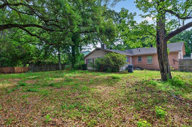 3326 Glenhaven Shores Drive, North Charleston, SC 29420