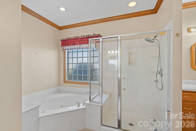 223 Wilson Lake Road, Mooresville, NC 28117