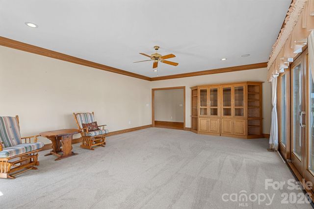 223 Wilson Lake Road, Mooresville, NC 28117