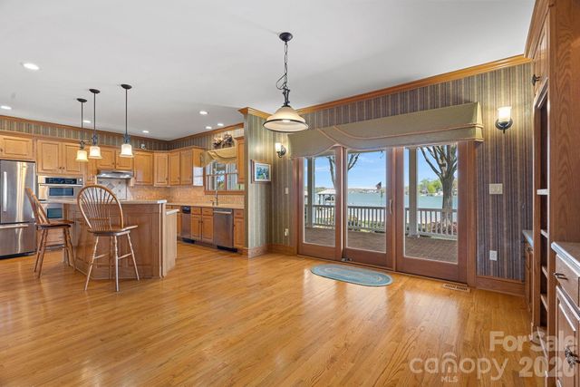 223 Wilson Lake Road, Mooresville, NC 28117
