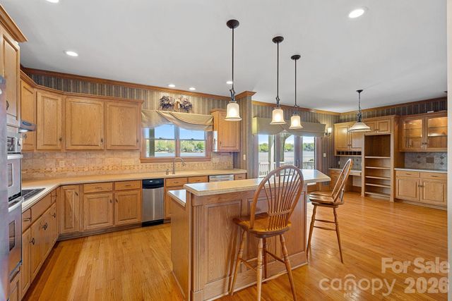 223 Wilson Lake Road, Mooresville, NC 28117