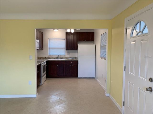 313 N JUPITER AVENUE, Clearwater, FL 33755