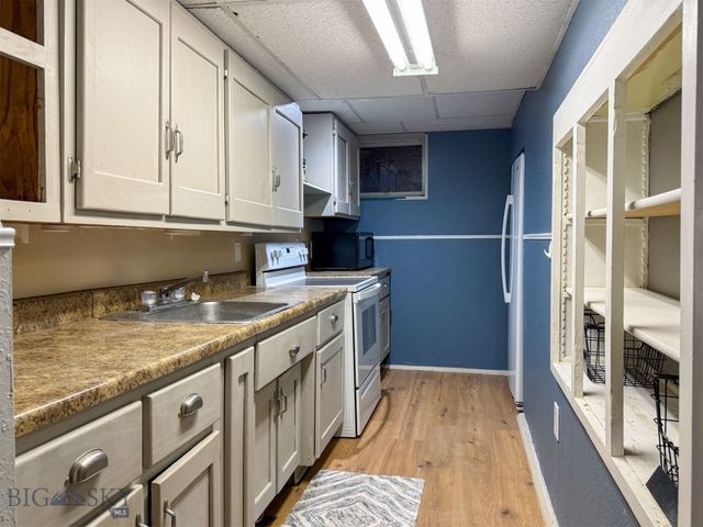 1423 4th Avenue N, Great Falls, MT 59401