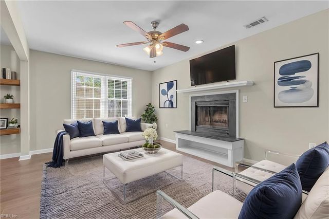 4149 Ohare DR, Virginia Beach, VA 23453